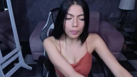 Snapshot of _charlottee_b chatting on March 21, 2026, 7:50 pm _charlottee_b online show from March 21, 2026, 7:50 pm