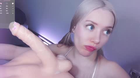 Angelina online show from February 13, 2025, 3:14 pm