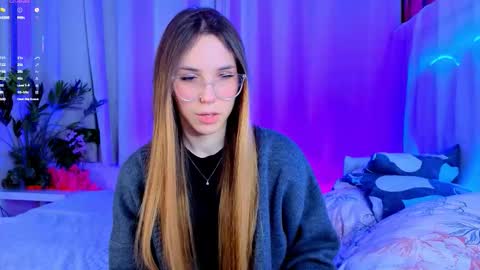 Snapshot of _cindy_lou_ chatting on November 29, 2025, 5:32 am Cindy . online show from November 29, 2025, 5:32 am