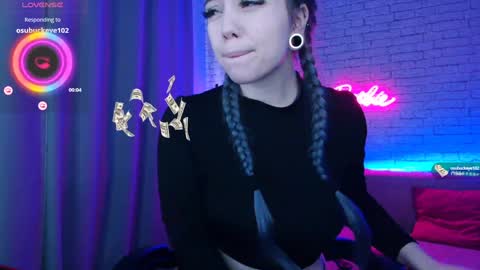 Nica online show from December 7, 2024, 5:26 am