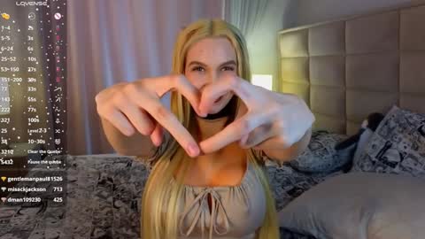 Snapshot of _curlydream_ chatting on March 8, 2025, 6:32 am Alice online show from March 8, 2025, 6:32 am