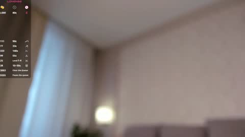 Snapshot of _curlydream_ chatting on October 9, 2025, 3:37 am Alice online show from October 9, 2025, 3:37 am