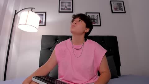 Snapshot of _daarcy chatting on January 17, 2026, 12:43 pm Darcy online show from January 17, 2026, 12:43 pm