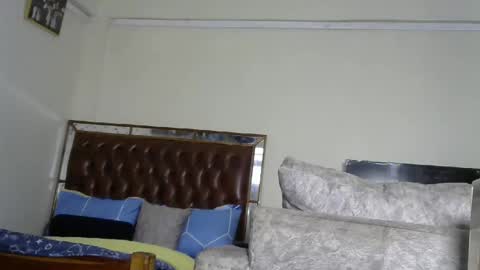 Snapshot of _daddyslittlemonster_ chatting on December 31, 2024, 3:20 pm lily online show from December 31, 2024, 3:20 pm