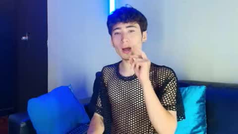 Snapshot of _dantfox_ chatting on October 26, 2025, 8:15 pm Dante online show from October 26, 2025, 8:15 pm