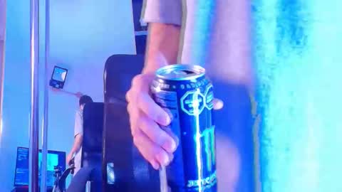 Snapshot of _dantfox_ chatting on November 6, 2025, 8:10 pm Dante online show from November 6, 2025, 8:10 pm