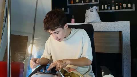 Snapshot of _dantfox_ chatting on November 9, 2025, 7:34 pm Dante online show from November 9, 2025, 7:34 pm