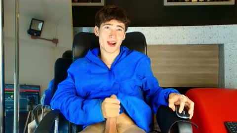 Snapshot of _dantfox_ chatting on November 14, 2025, 8:29 pm Dante online show from November 14, 2025, 8:29 pm