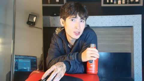 Snapshot of _dantfox_ chatting on November 24, 2025, 8:30 pm Dante online show from November 24, 2025, 8:30 pm