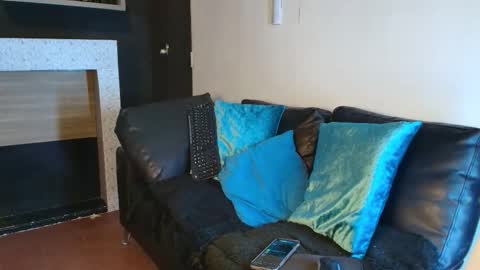 Snapshot of _dantfox_ chatting on November 26, 2025, 8:43 pm Dante online show from November 26, 2025, 8:43 pm