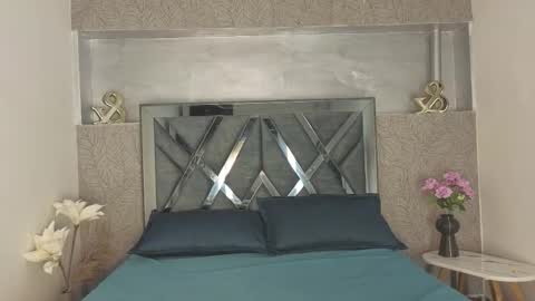 Snapshot of _dantfox_ chatting on December 13, 2025, 9:09 pm Dante online show from December 13, 2025, 9:09 pm