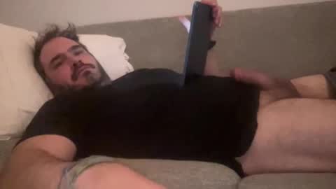 Snapshot of _direwolf_ chatting on February 1, 2026, 6:34 am _direwolf_ online show from February 1, 2026, 6:34 am