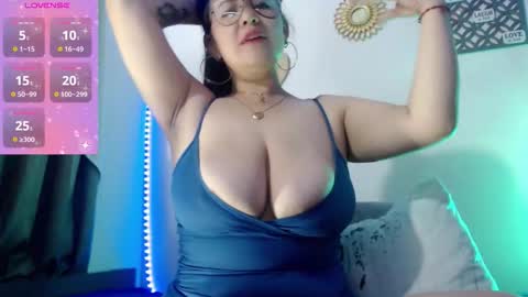 Dannia online show from October 22, 2025, 12:05 pm