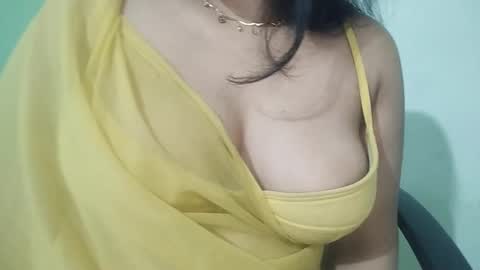 _dreamgirl_0 online show from February 20, 2026, 12:49 pm