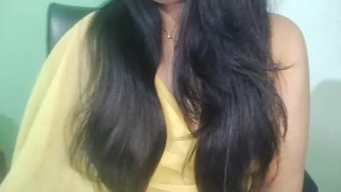 _dreamgirl_0 online show from March 20, 2026, 8:57 pm