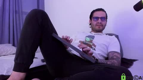  -         online show from October 9, 2025, 10:41 pm