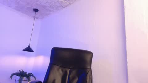 Emily walker online show from December 30, 2024, 3:24 pm