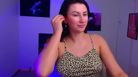 Snapshot of _emma_lay chatting on January 26, 2025, 10:23 am Emma online show from January 26, 2025, 10:23 am