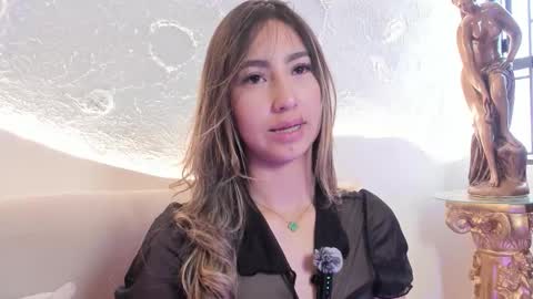 _emmawalka online show from October 19, 2025, 7:36 pm