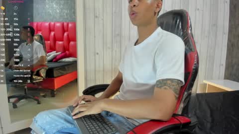 _erick_j online show from April 6, 2026, 8:10 pm