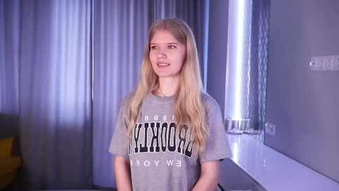 Snapshot of _ethereal_vibe_ chatting on February 25, 2026, 6:01 am Maria online show from February 25, 2026, 6:01 am