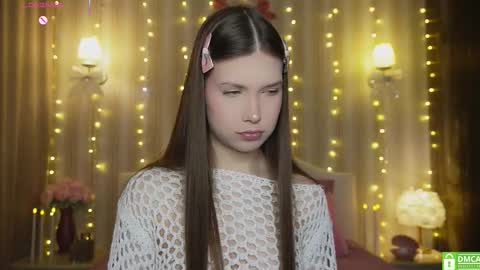 Alice online show from December 14, 2025, 7:29 pm