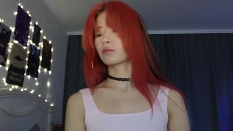 Snapshot of _eve____ chatting on December 31, 2024, 6:59 am EveEva online show from December 31, 2024, 6:59 am