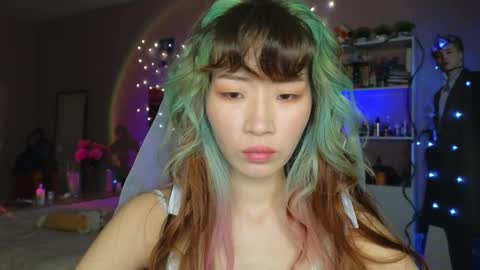 Snapshot of _eve____ chatting on November 4, 2025, 12:43 am EveEva online show from November 4, 2025, 12:43 am