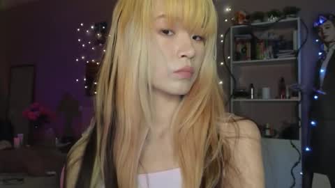 Snapshot of _eve____ chatting on November 26, 2025, 4:57 am EveEva online show from November 26, 2025, 4:57 am