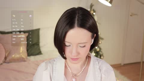 Essie  online show from December 30, 2024, 3:14 am