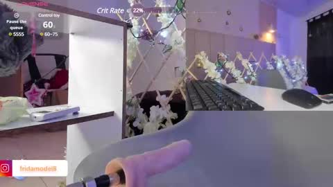 Frida online show from December 28, 2024, 5:03 pm