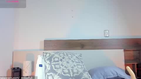 Snapshot of _fullmoon chatting on June 29, 2026, 5:25 am fullmoon online show from June 29, 2026, 5:25 am