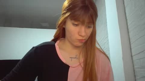 Snapshot of _genesid_dixton chatting on November 25, 2025, 1:38 am Mia-foster online show from November 25, 2025, 1:38 am