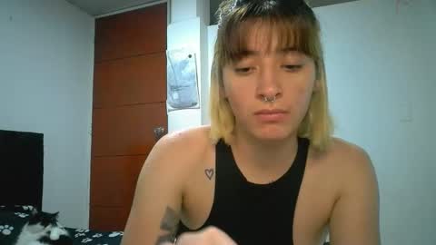 Snapshot of _genesid_dixton chatting on May 8, 2026, 11:54 pm Mia-foster online show from May 8, 2026, 11:54 pm