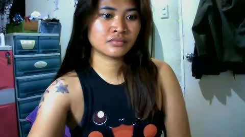 Snapshot of _genevieve22_ chatting on July 12, 2026, 2:52 pm genny online show from July 12, 2026, 2:52 pm
