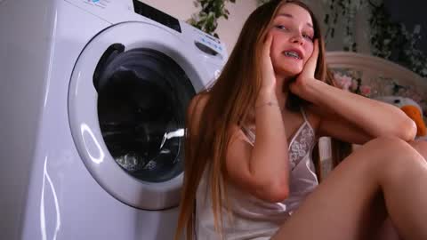 Milly online show from April 8, 2026, 2:11 am