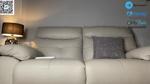 Snapshot of _gummies15 chatting on November 27, 2025, 2:02 am sara online show from November 27, 2025, 2:02 am