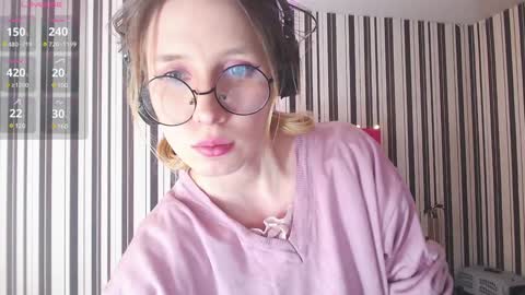 Snapshot of _hanna_moon_ chatting on February 5, 2025, 8:54 am Hannaolotl online show from February 5, 2025, 8:54 am