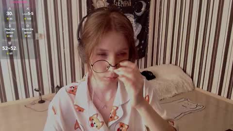 Snapshot of _hanna_moon_ chatting on September 18, 2025, 11:56 am Hannaolotl online show from September 18, 2025, 11:56 am