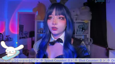 Snapshot of _heavenly_blue_ chatting on April 17, 2026, 11:30 pm Bluey online show from April 17, 2026, 11:30 pm
