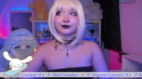 Snapshot of _heavenly_blue_ chatting on April 27, 2026, 10:08 pm Bluey online show from April 27, 2026, 10:08 pm