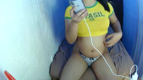 Snapshot of _hoelymolly chatting on October 14, 2025, 12:28 pm hoely molly online show from October 14, 2025, 12:28 pm