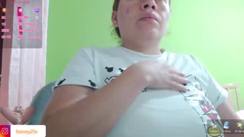 Snapshot of _honey1_ chatting on February 27, 2026, 10:37 am Honey online show from February 27, 2026, 10:37 am