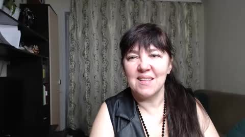 Snapshot of _illusion_ chatting on November 7, 2025, 5:07 am Illusion online show from November 7, 2025, 5:07 am