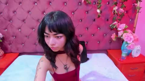 Snapshot of _ivy_luna chatting on December 4, 2025, 10:18 pm Ivy Luna online show from December 4, 2025, 10:18 pm