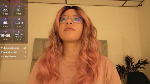 Snapshot of _izumi__ chatting on April 11, 2026, 7:45 am Waifu Izumi online show from April 11, 2026, 7:45 am