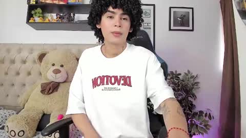 Jay online show from December 14, 2024, 6:52 pm