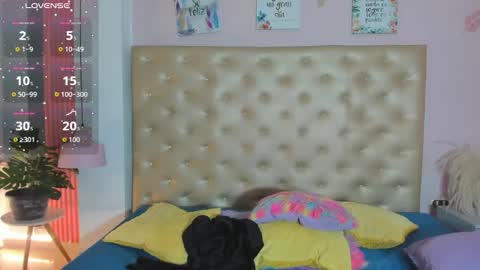 Snapshot of _jade_01 chatting on November 4, 2025, 12:15 pm J A D E online show from November 4, 2025, 12:15 pm