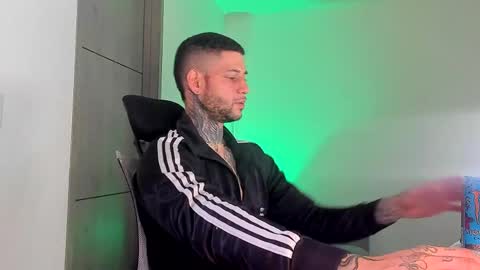 Snapshot of _jamesleandros chatting on May 10, 2026, 3:17 pm jeison online show from May 10, 2026, 3:17 pm