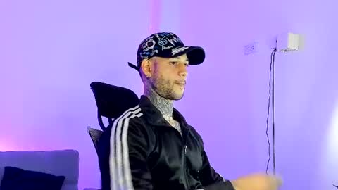 Snapshot of _jamesleandros chatting on June 25, 2026, 4:00 pm jeison online show from June 25, 2026, 4:00 pm